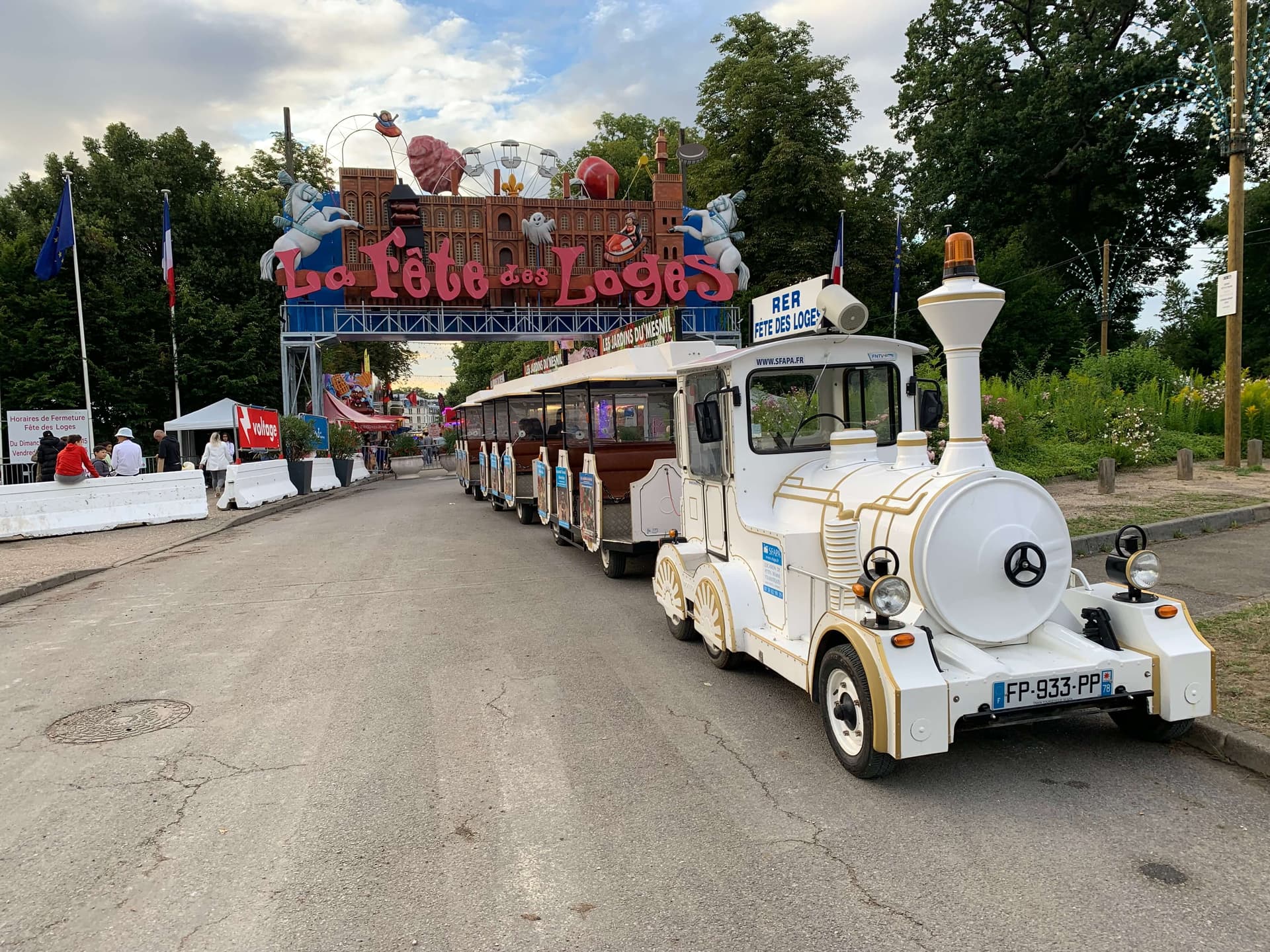 Petit train à la Fête des Loges